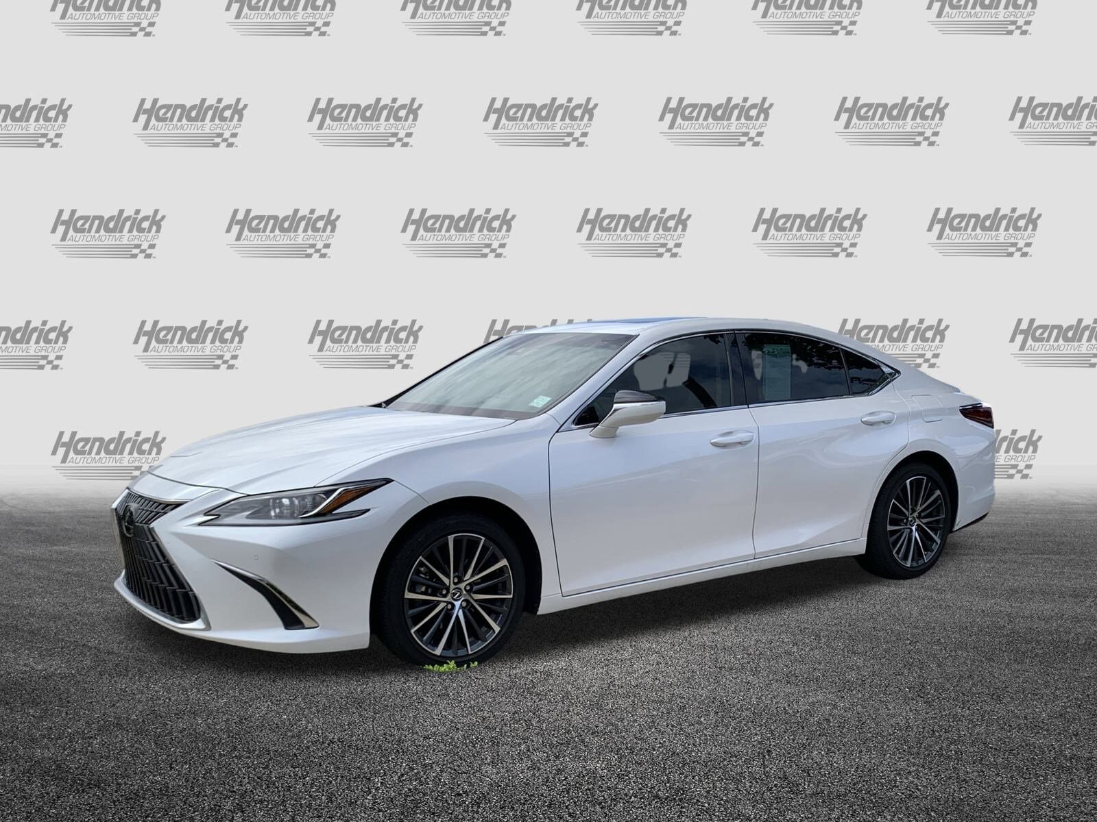 2024 Lexus ES 350 Premium photo 4
