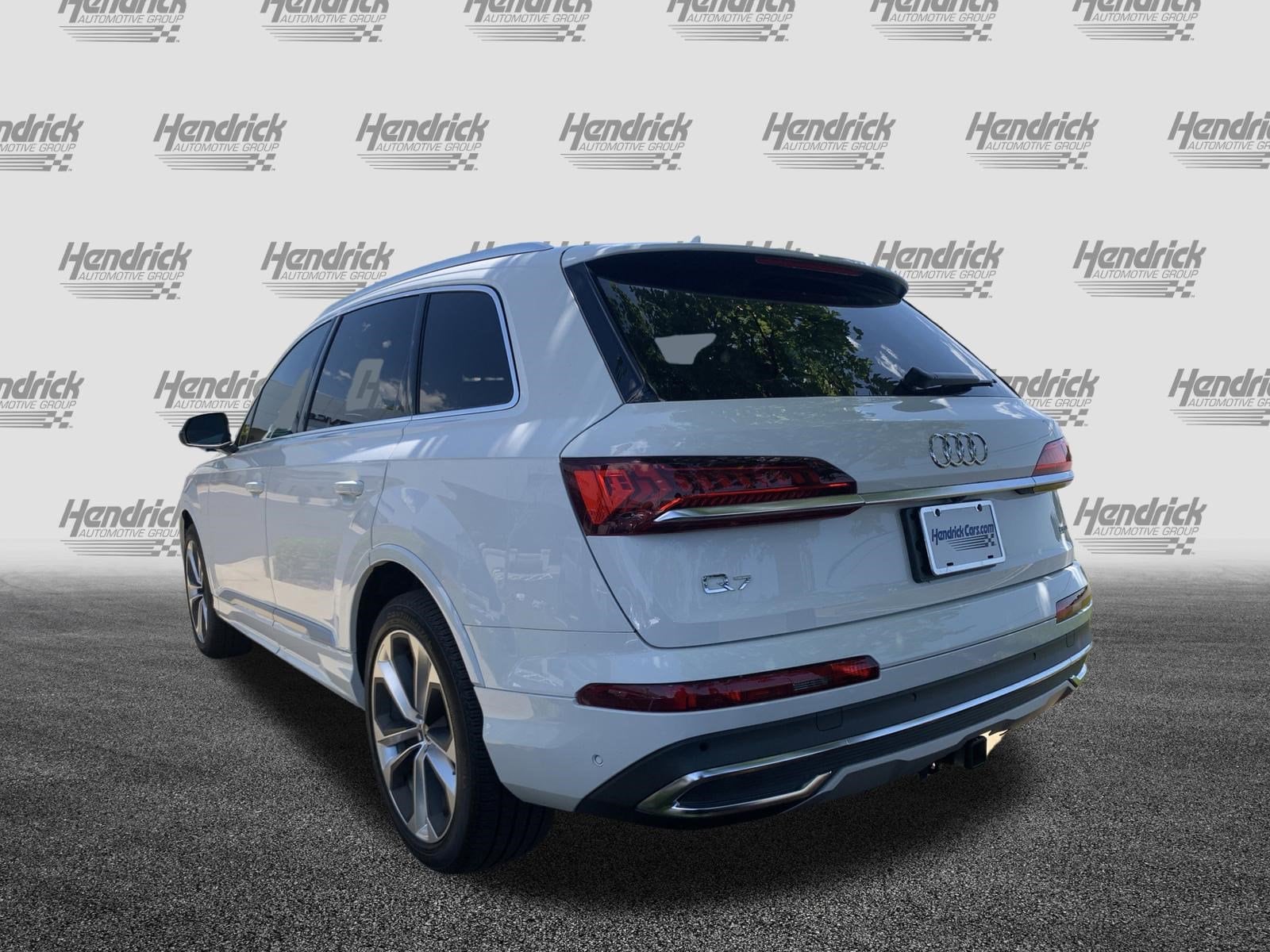 2023 Audi Q7 Premium Plus photo 5