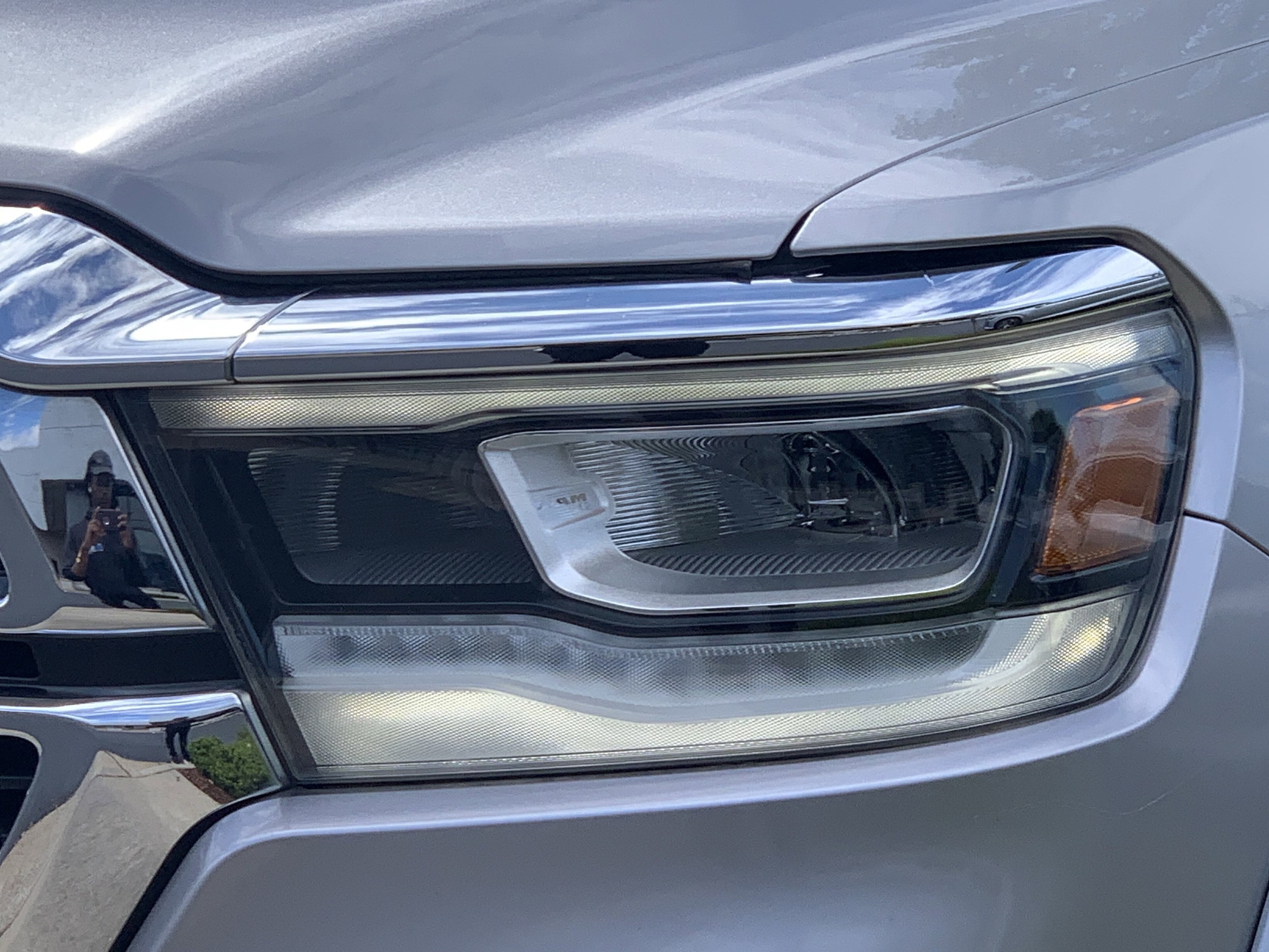 2020 Ram 1500 Laramie photo 2