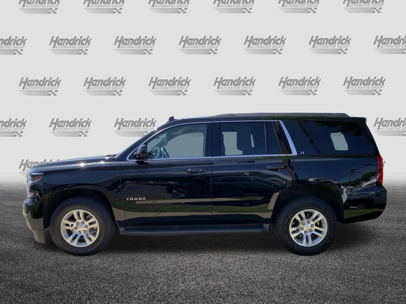 2017 Chevrolet Tahoe LT photo 5