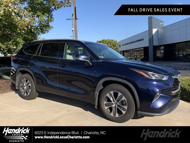 Used 2022 Toyota Highlander XLE SUV