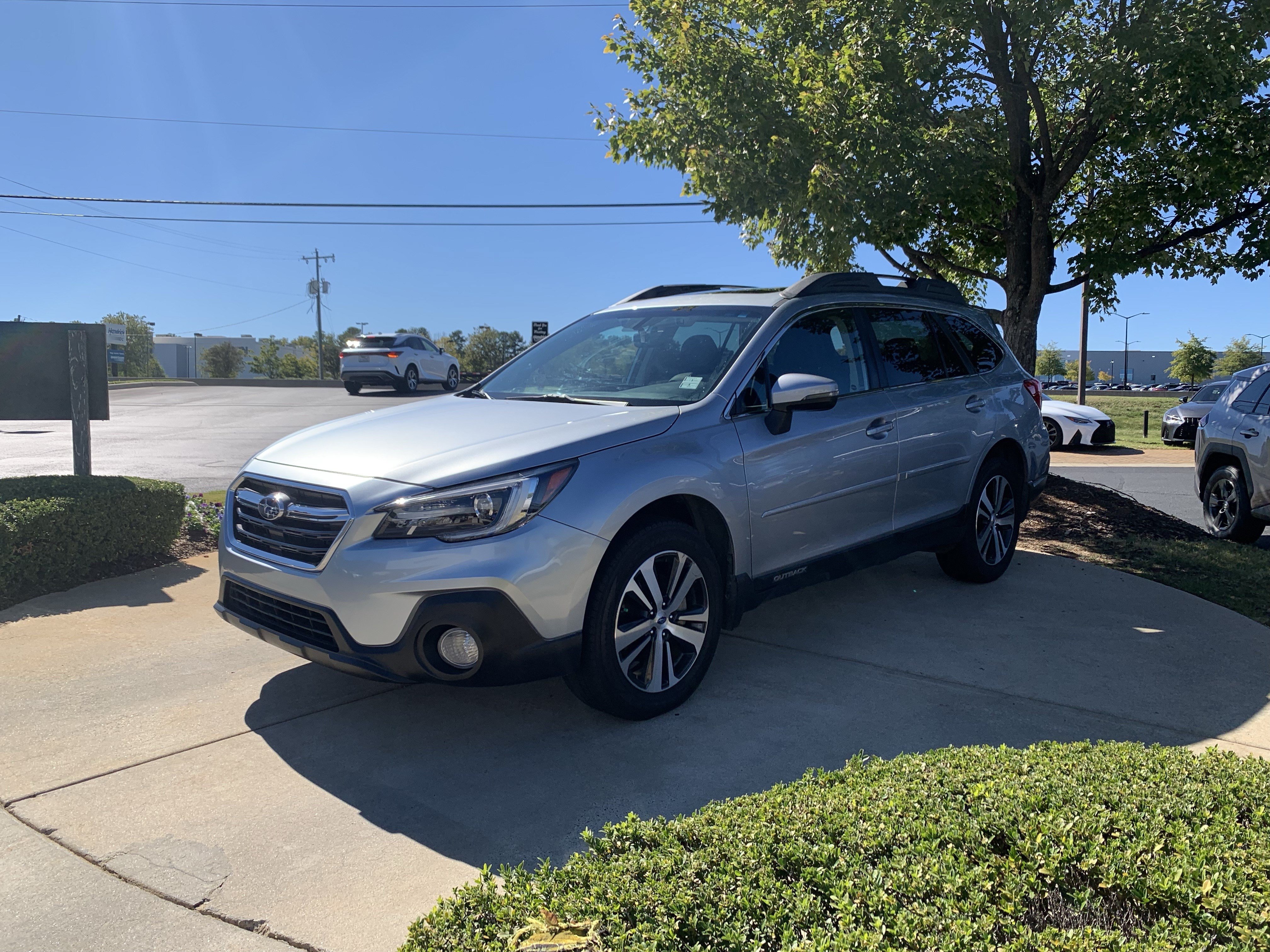Used 2018 Subaru Outback Limited SUV