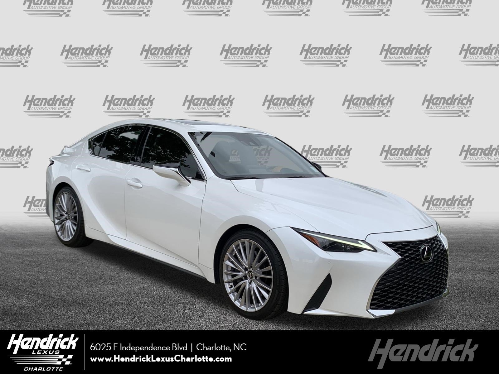 2023 Lexus IS
