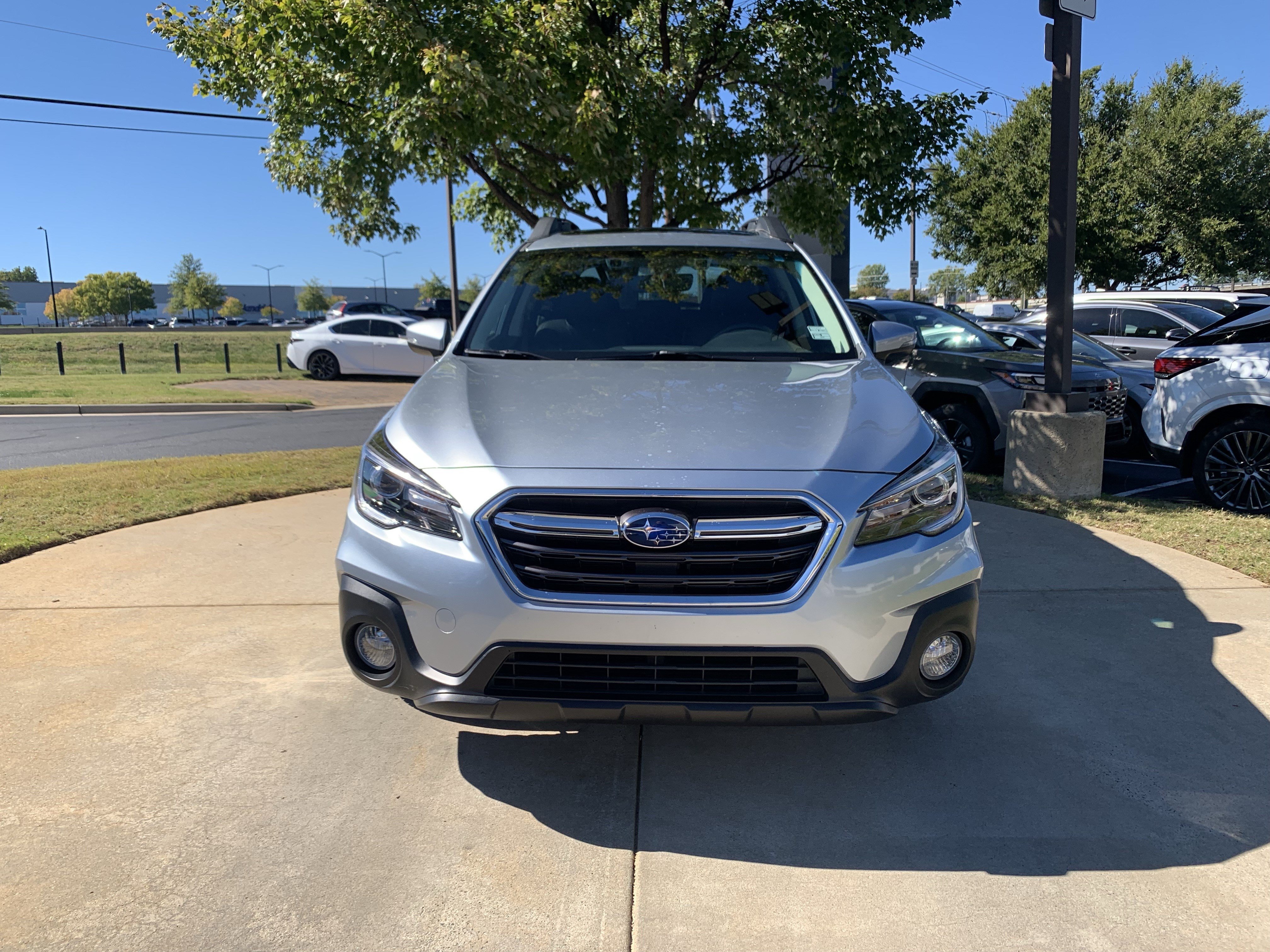 Used 2018 Subaru Outback Limited SUV