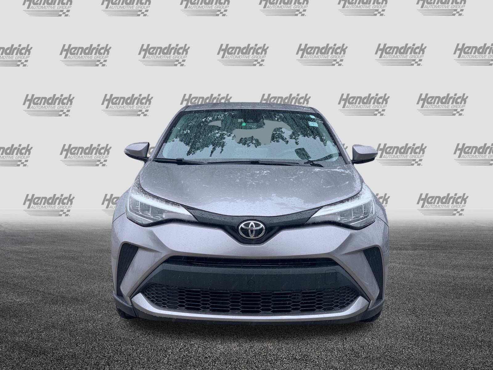 2020 Toyota C-HR LE photo 3