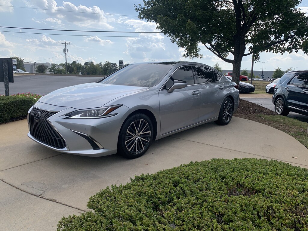 Used 2022 Lexus ES 350 Sedan