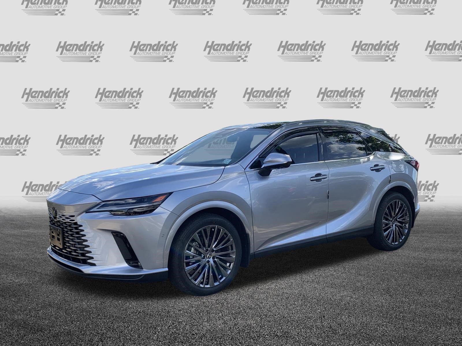 2024 LEXUS RX 450h+ Luxury photo 2