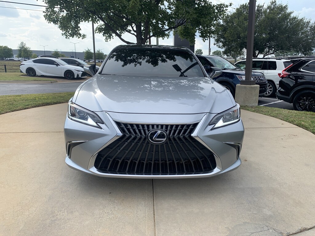 Used 2022 Lexus ES 350 Sedan