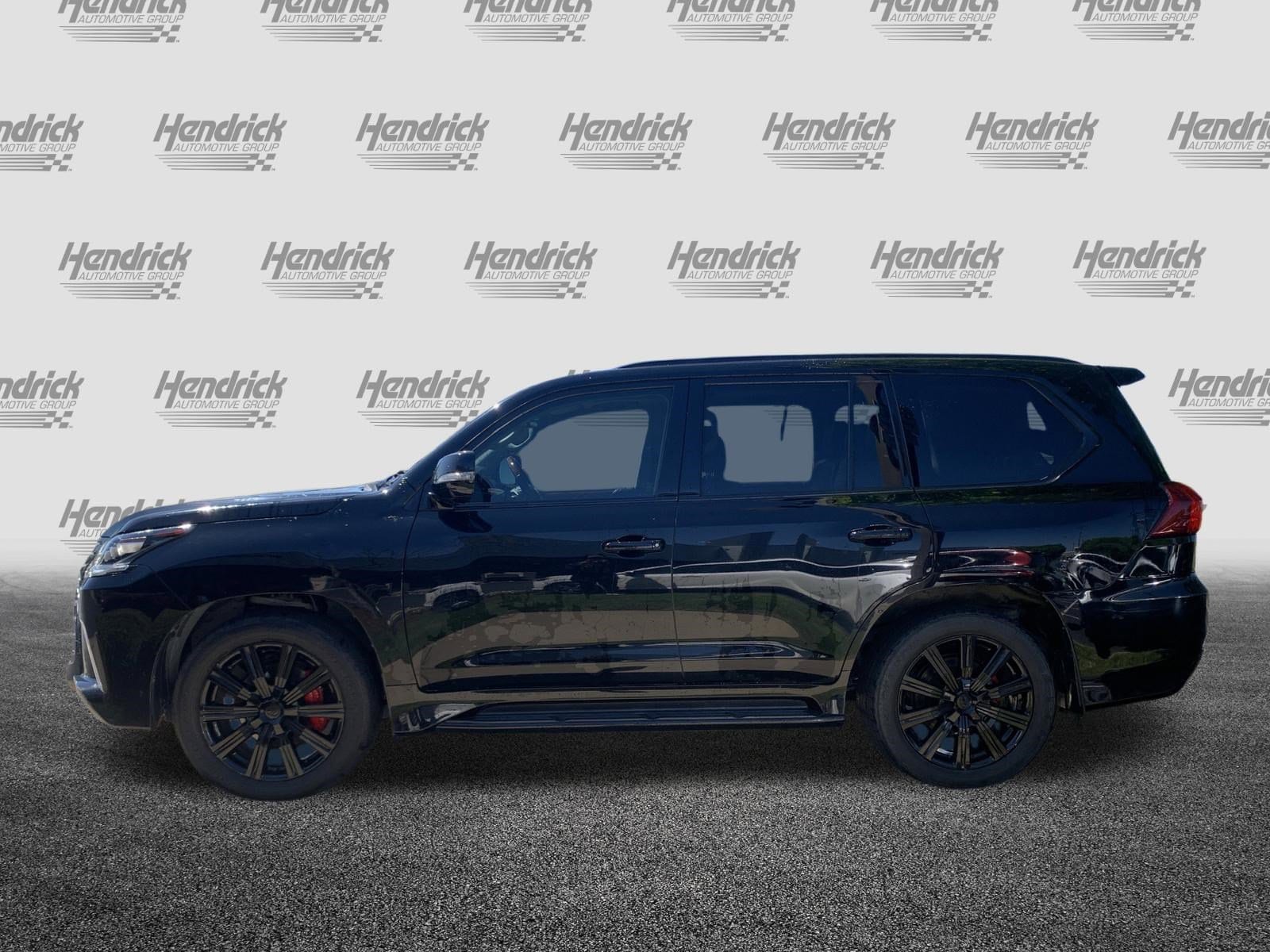 2018 LEXUS LX 570 photo 4