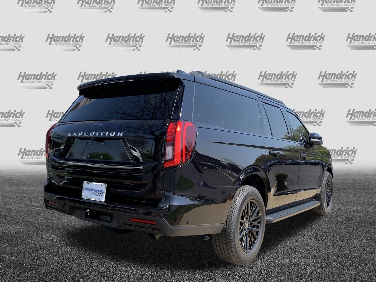 2025 Ford Expedition Max Active photo 3