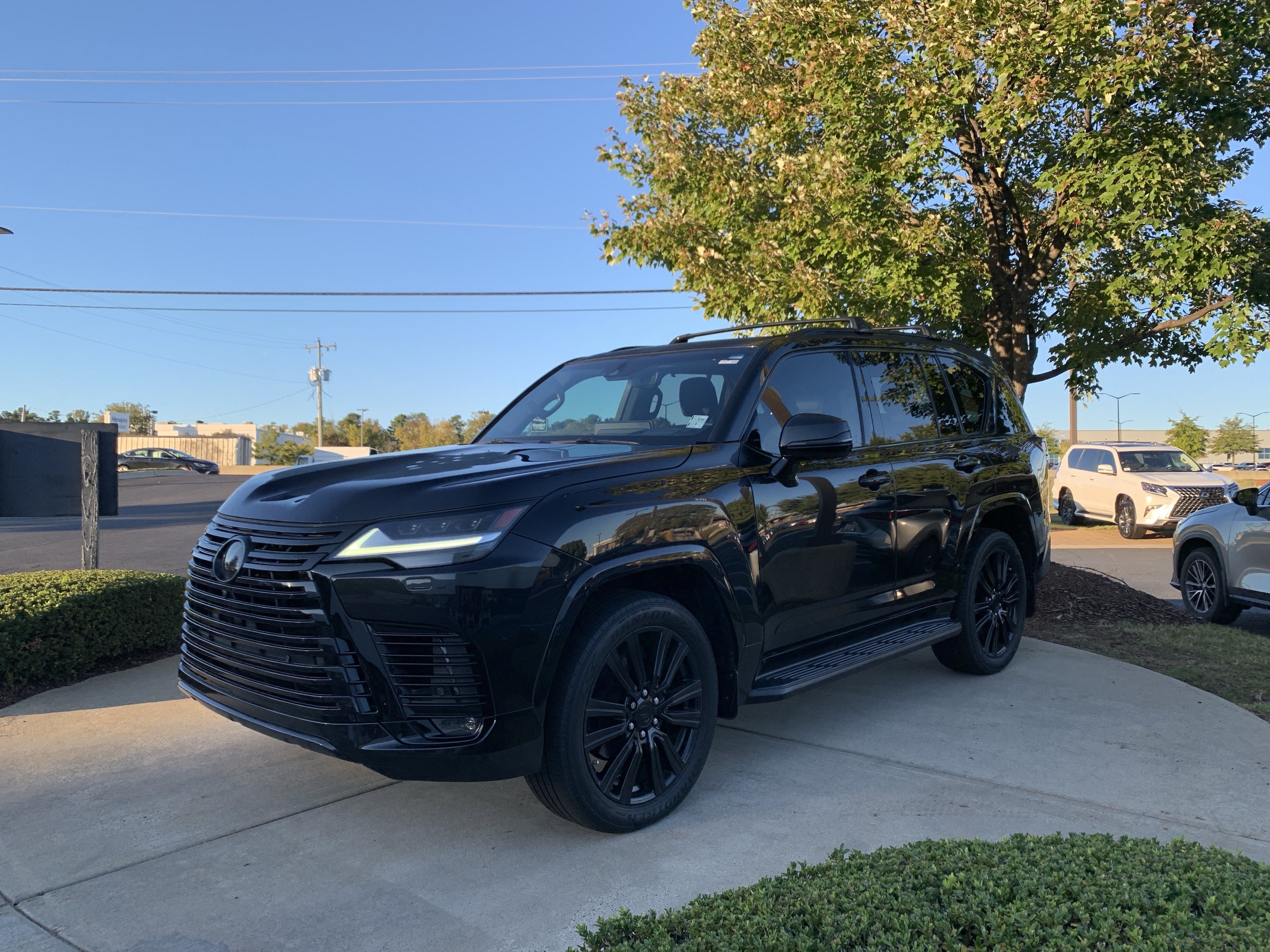 Used 2022 Lexus LX 600 Luxury SUV