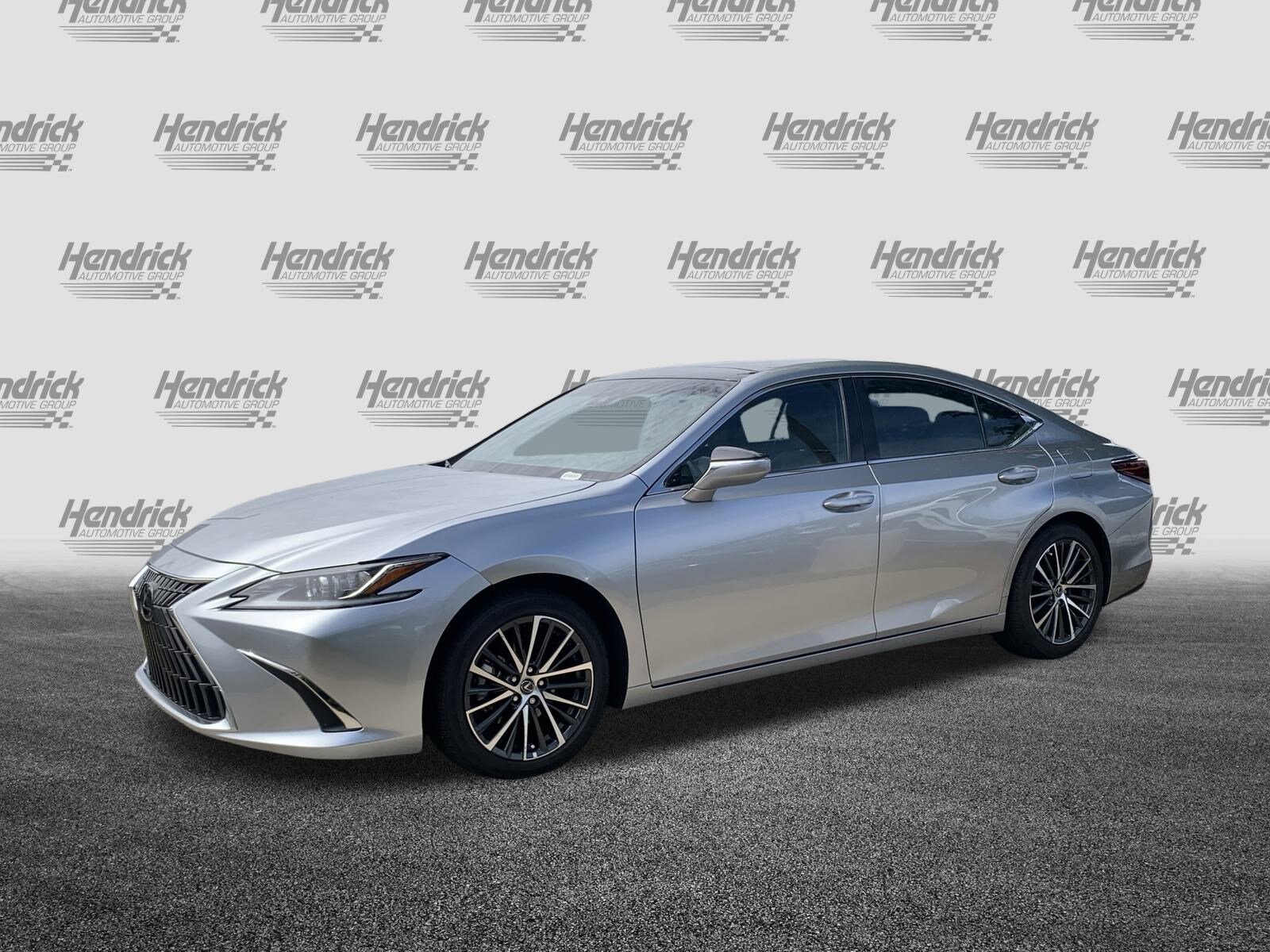 2025 Lexus ES 350 photo 4