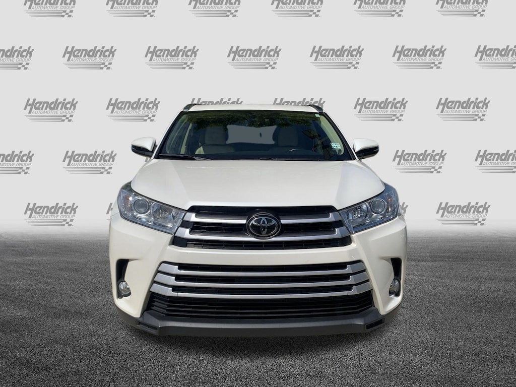 Used 2017 Toyota Highlander XLE SUV