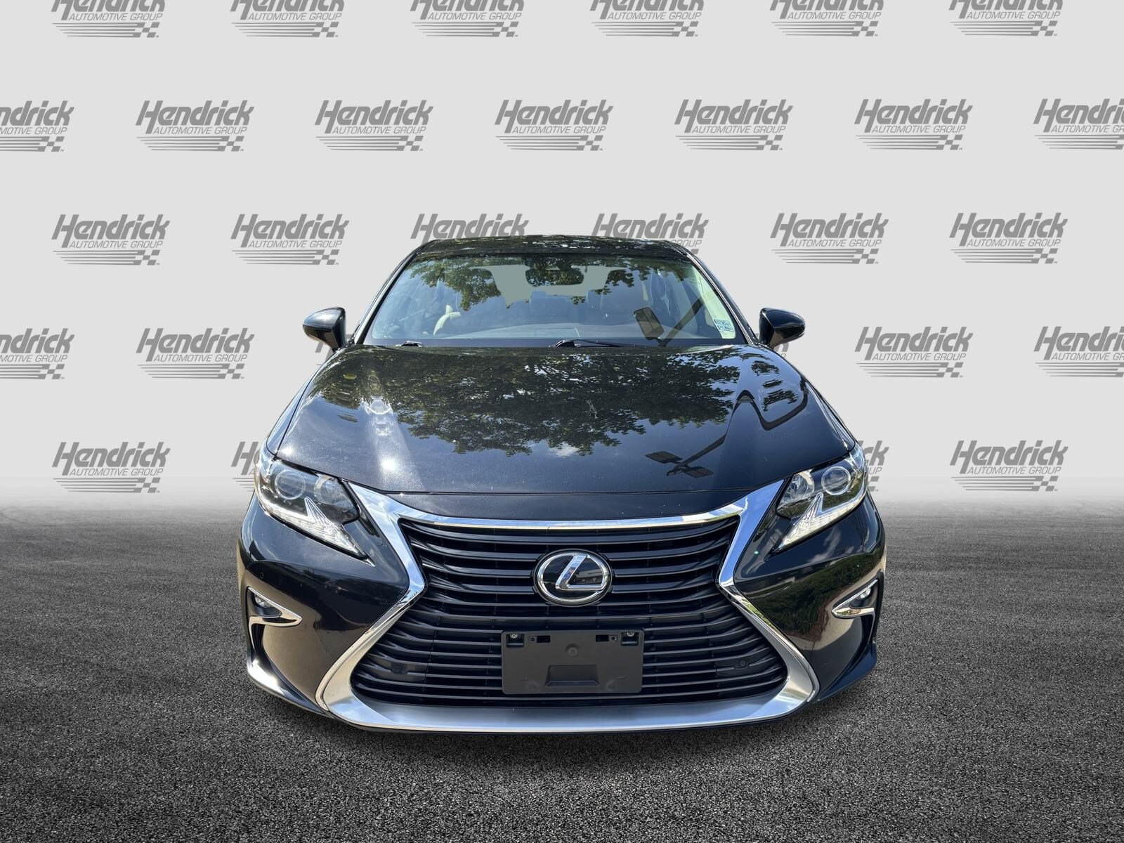 2017 Lexus ES 350 photo 3