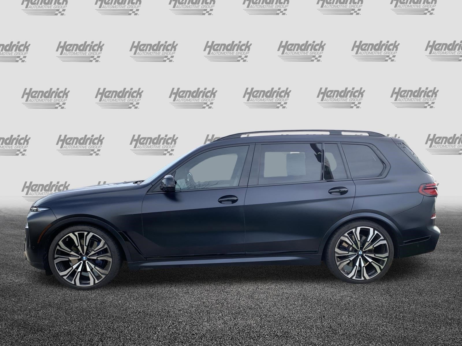 2023 BMW X7 M60i photo 4