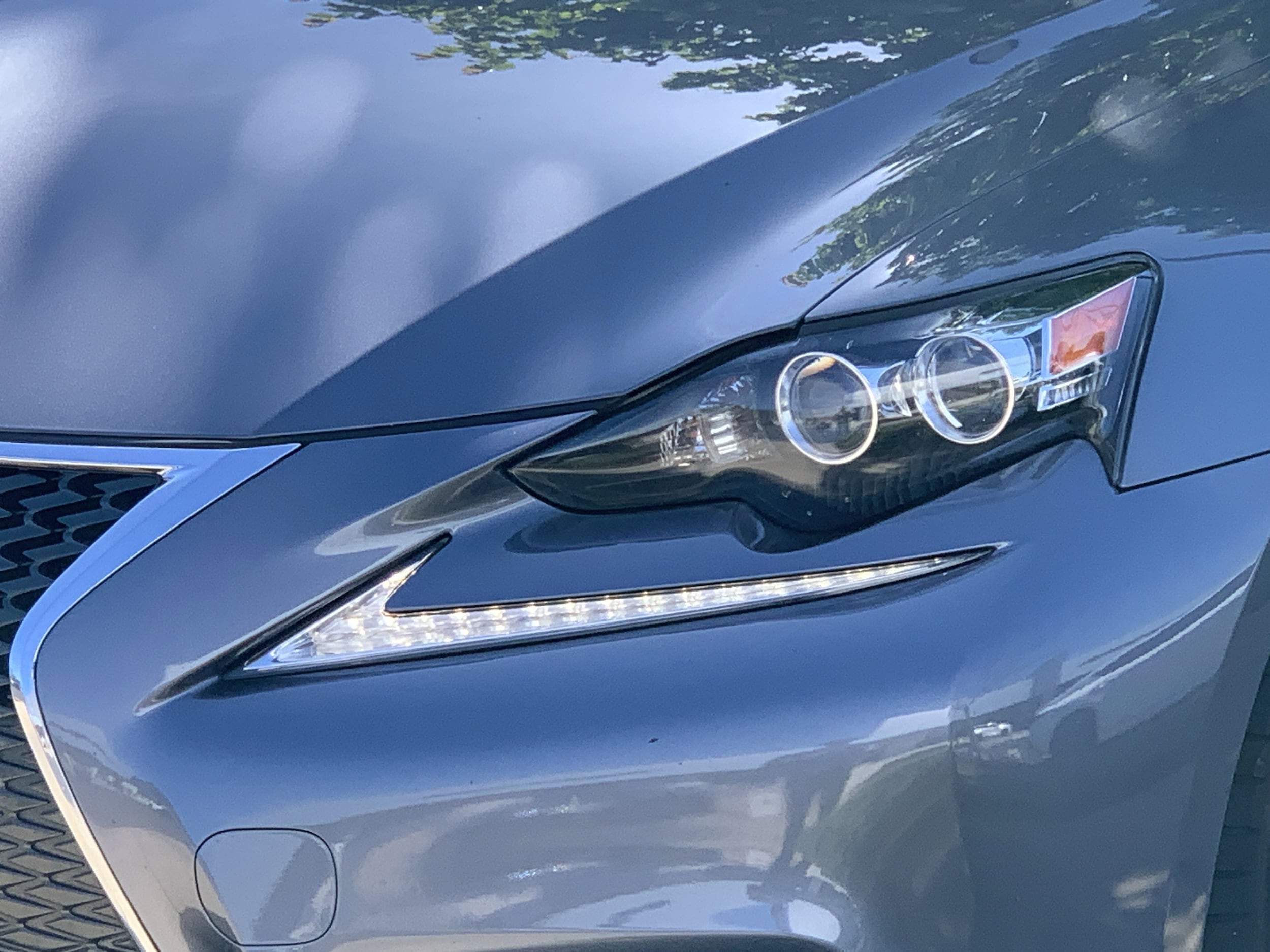 2016 LEXUS 200t photo 4