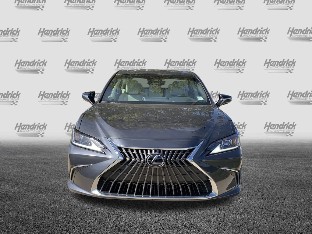 Used 2025 Lexus ES 350 Sedan