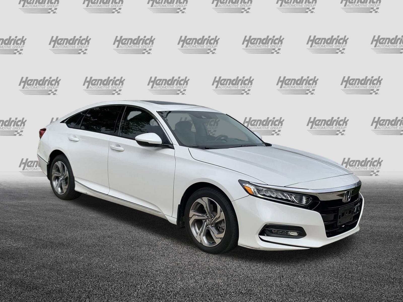 2019 Honda Accord EX-L 2.0T photo 2