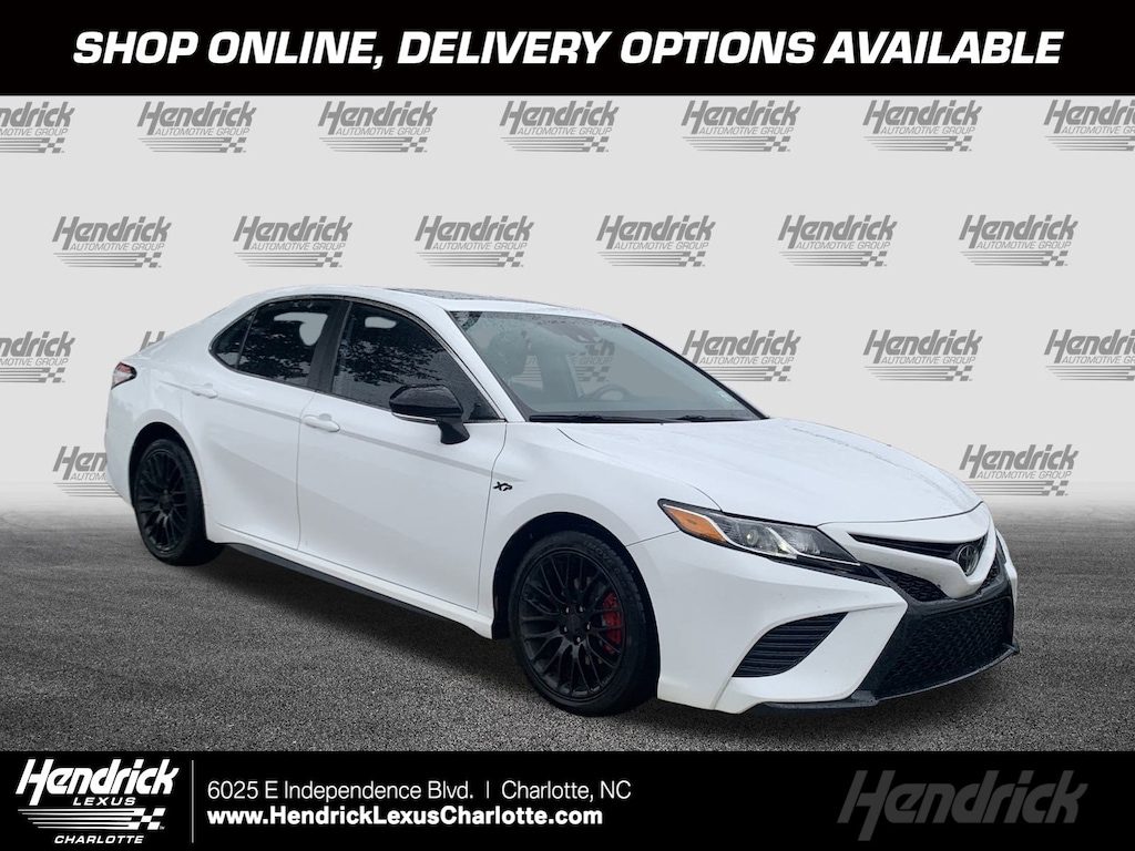 Used 2019 Toyota Camry SE Sedan