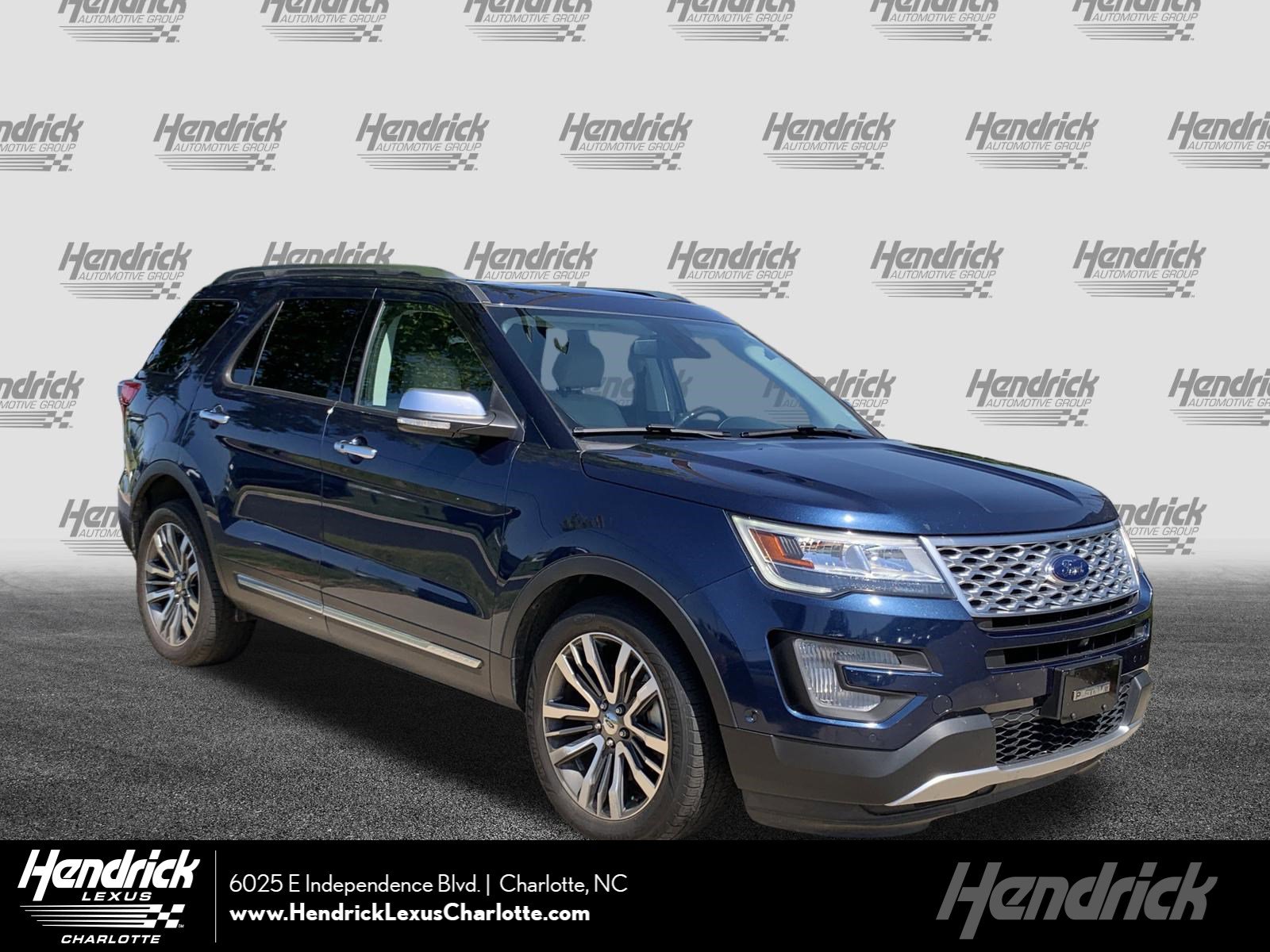 2017 Ford Explorer Platinum 4WD's photo