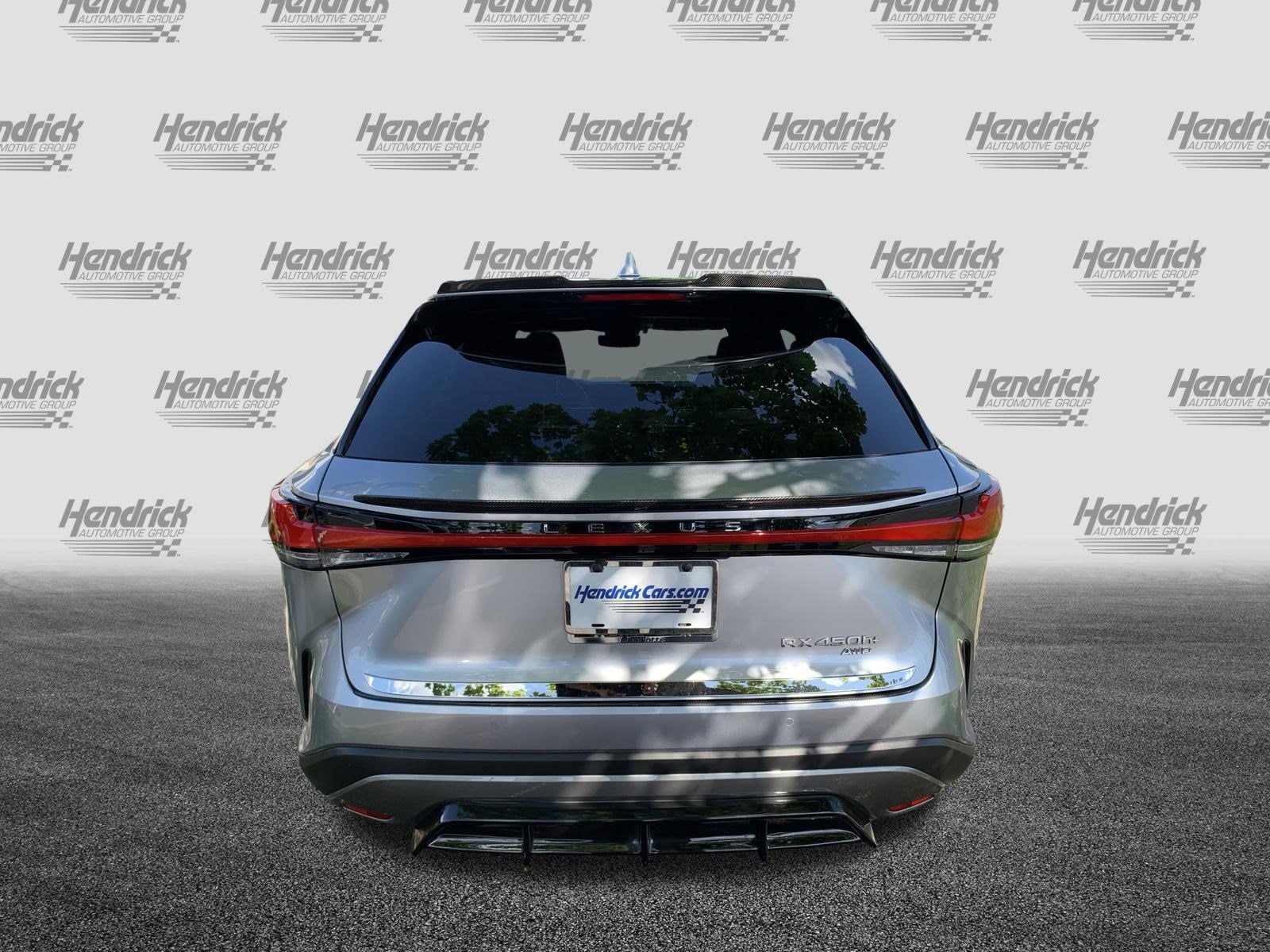 2024 LEXUS RX 450h+ Luxury photo 6