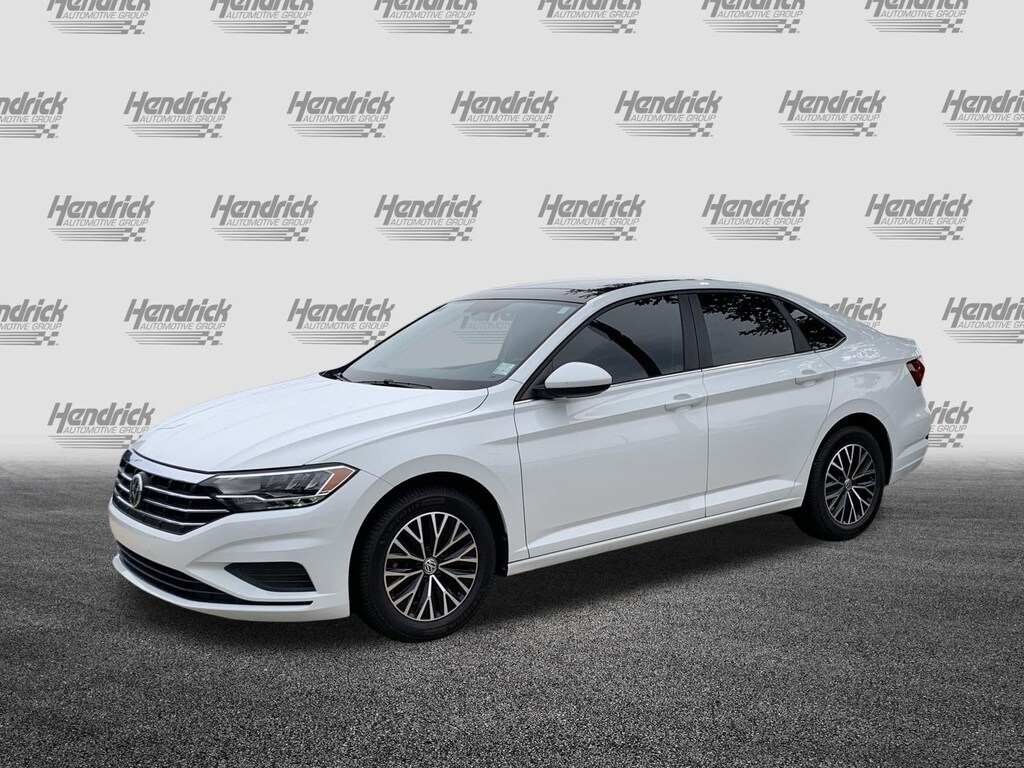 Used 2019 Volkswagen Jetta SE Sedan