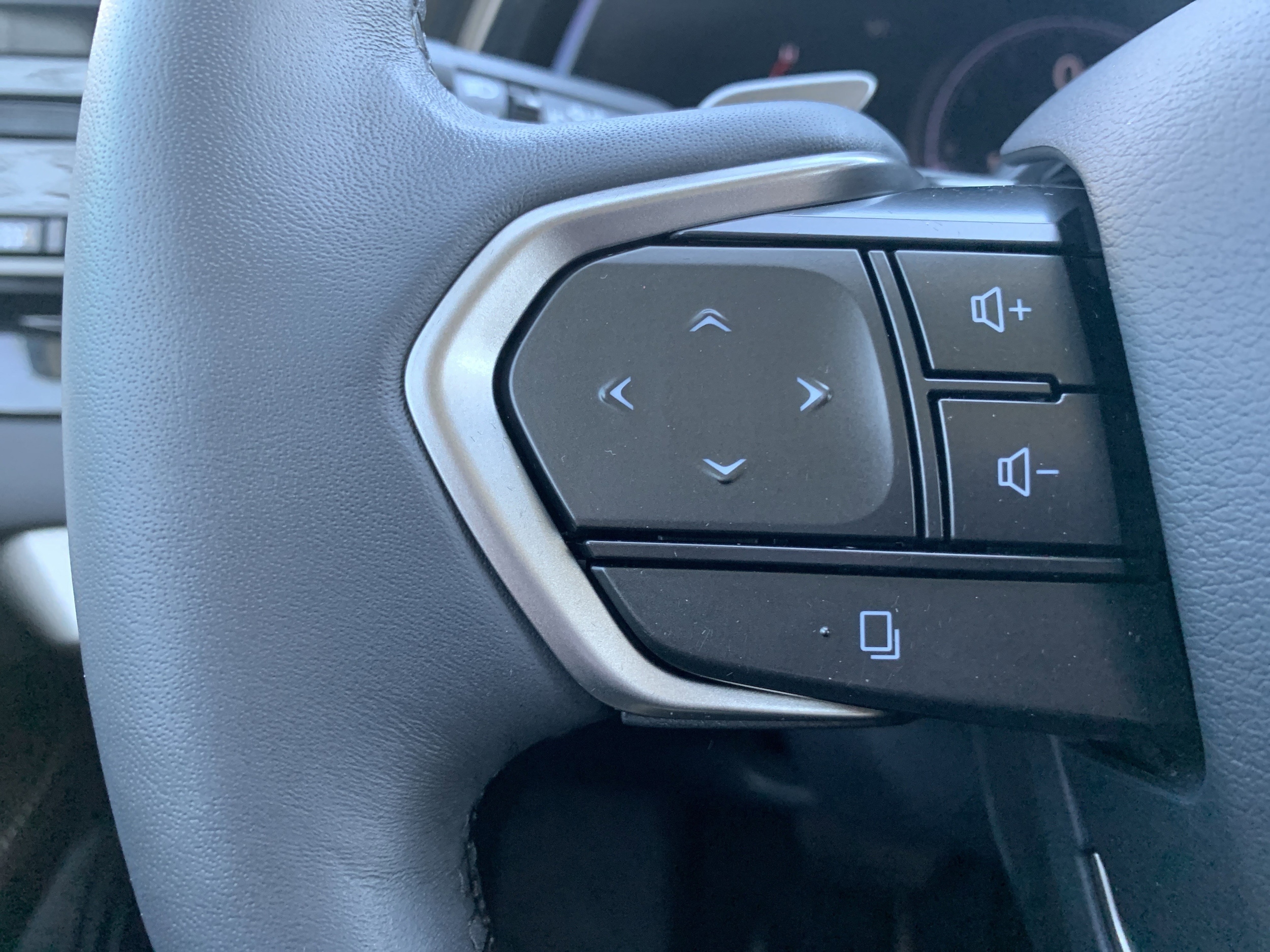 2023 LEXUS RX 350 350 Luxury photo 6