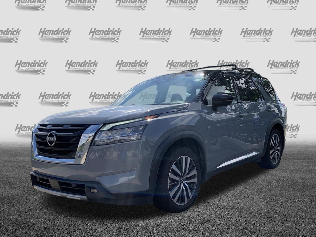 Used 2022 Nissan Pathfinder Platinum SUV