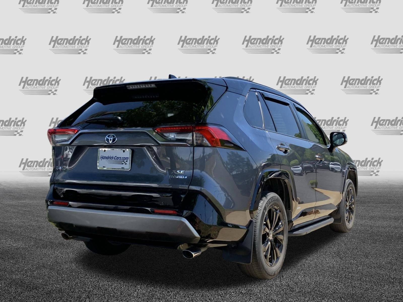 2022 Toyota RAV4 Hybrid XSE photo 3