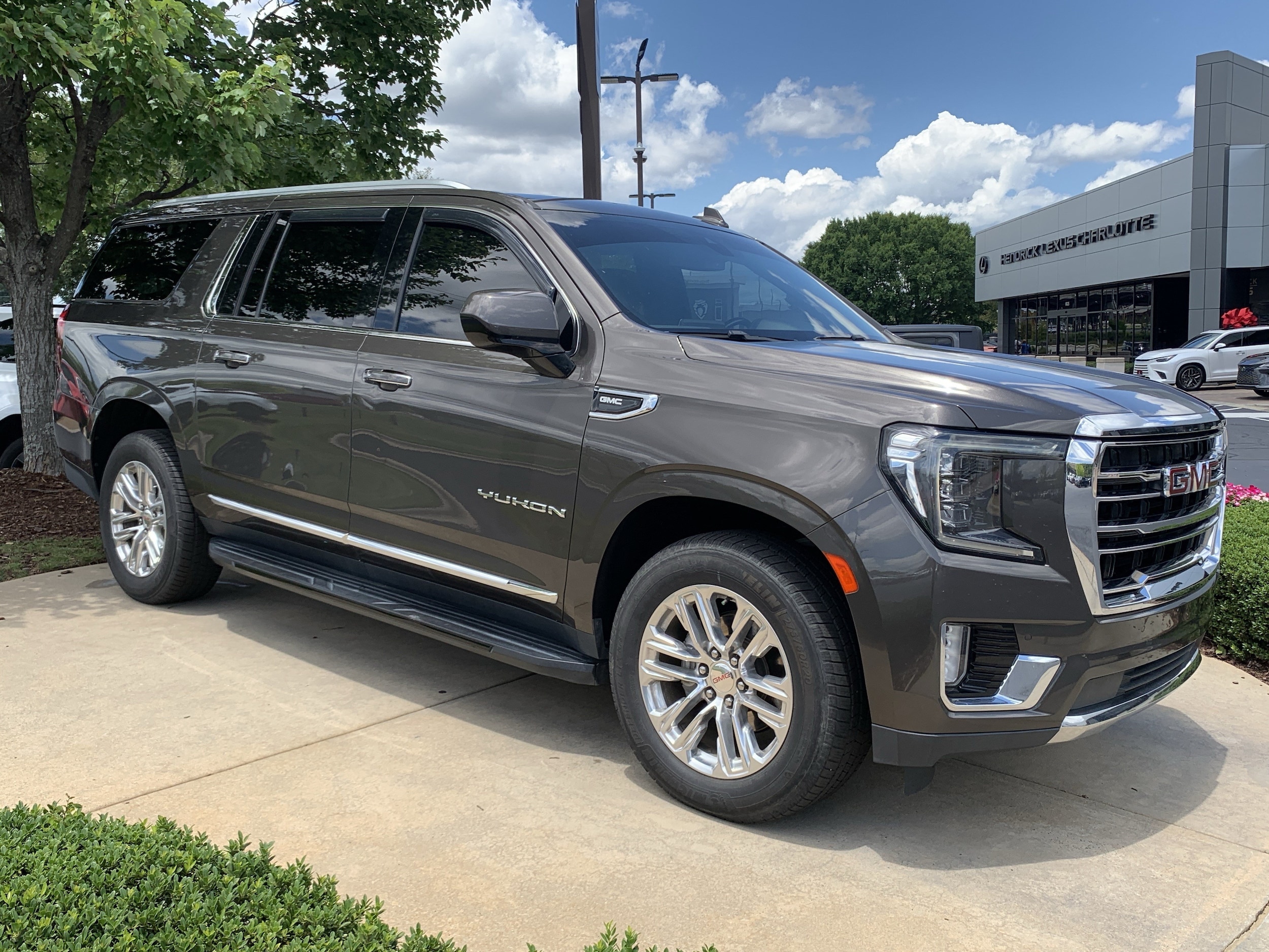 GMC Yukon XL SLT