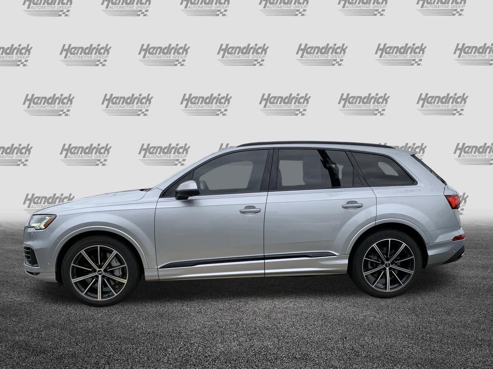 2021 Audi Q7 Prestige photo 5