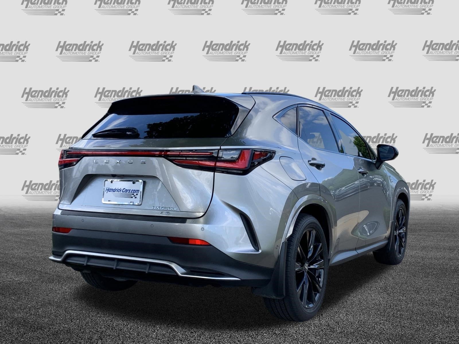 2025 LEXUS NX 450h+ F SPORT Handling photo 3