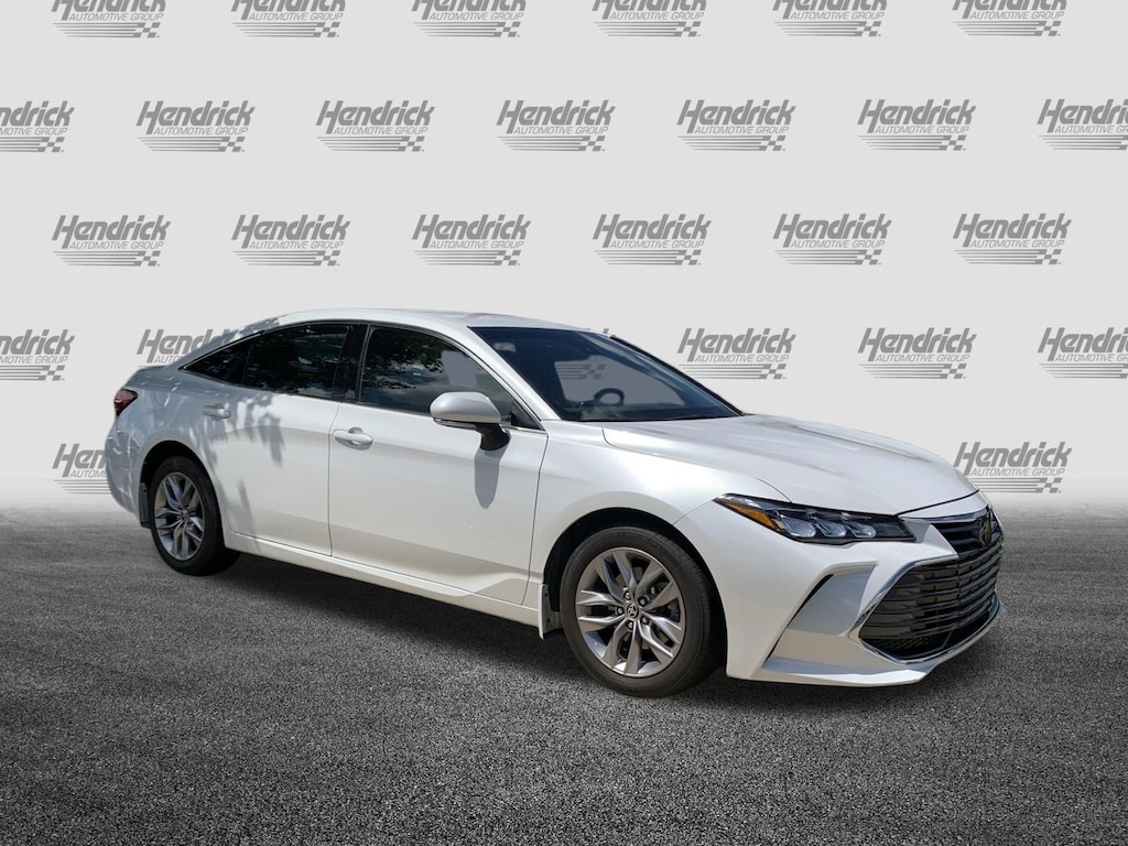 Used 2022 Toyota Avalon XLE Sedan