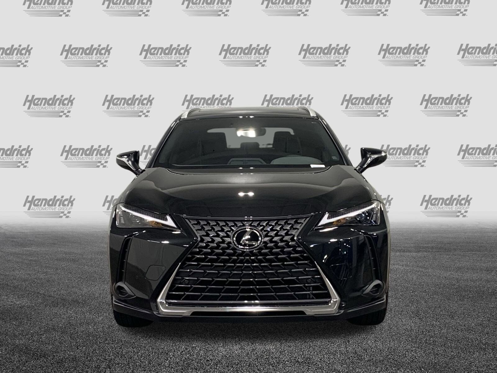 2025 Lexus UX Premium photo 4