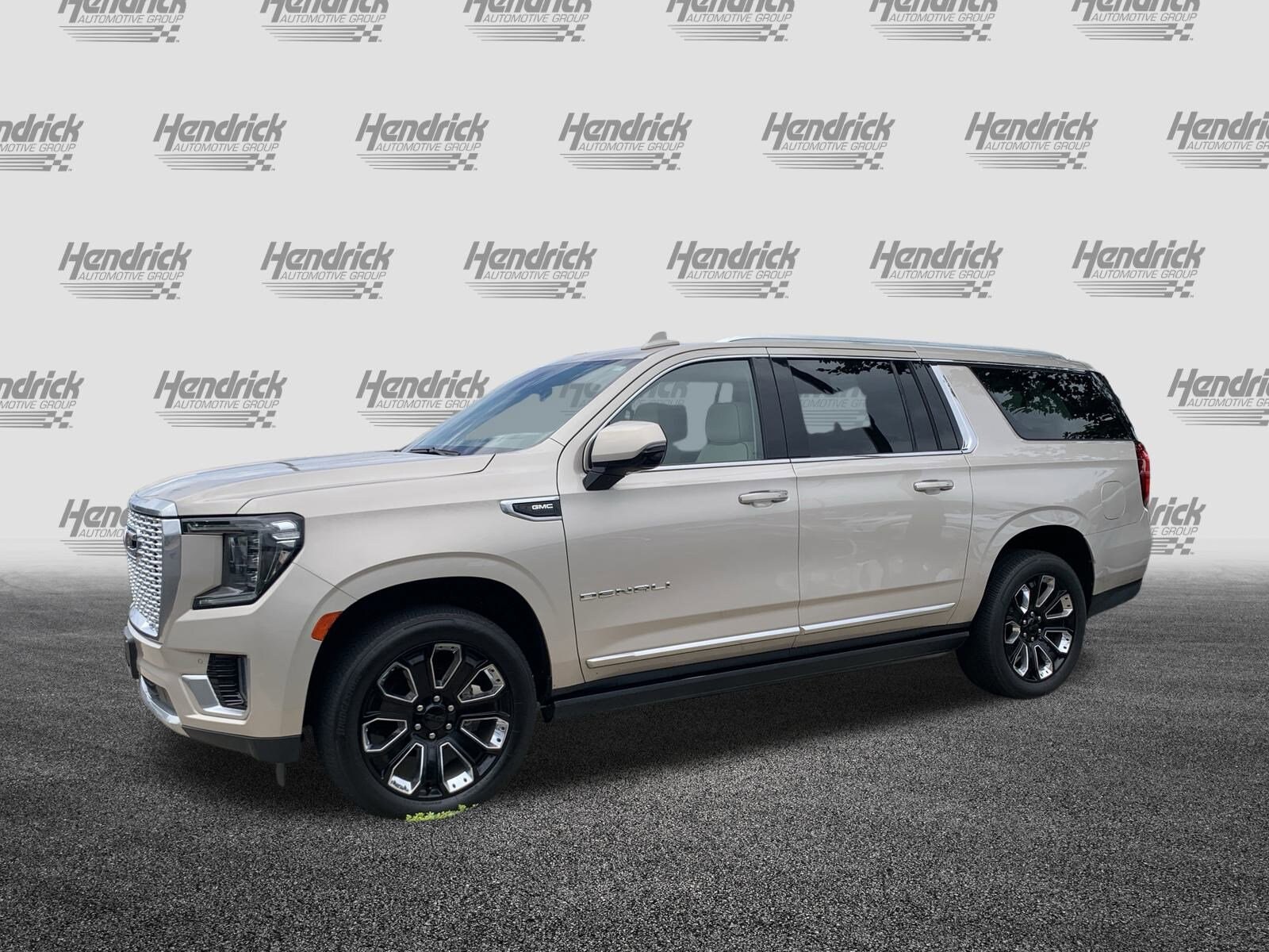 2021 Gmc Yukon XL Denali photo 4