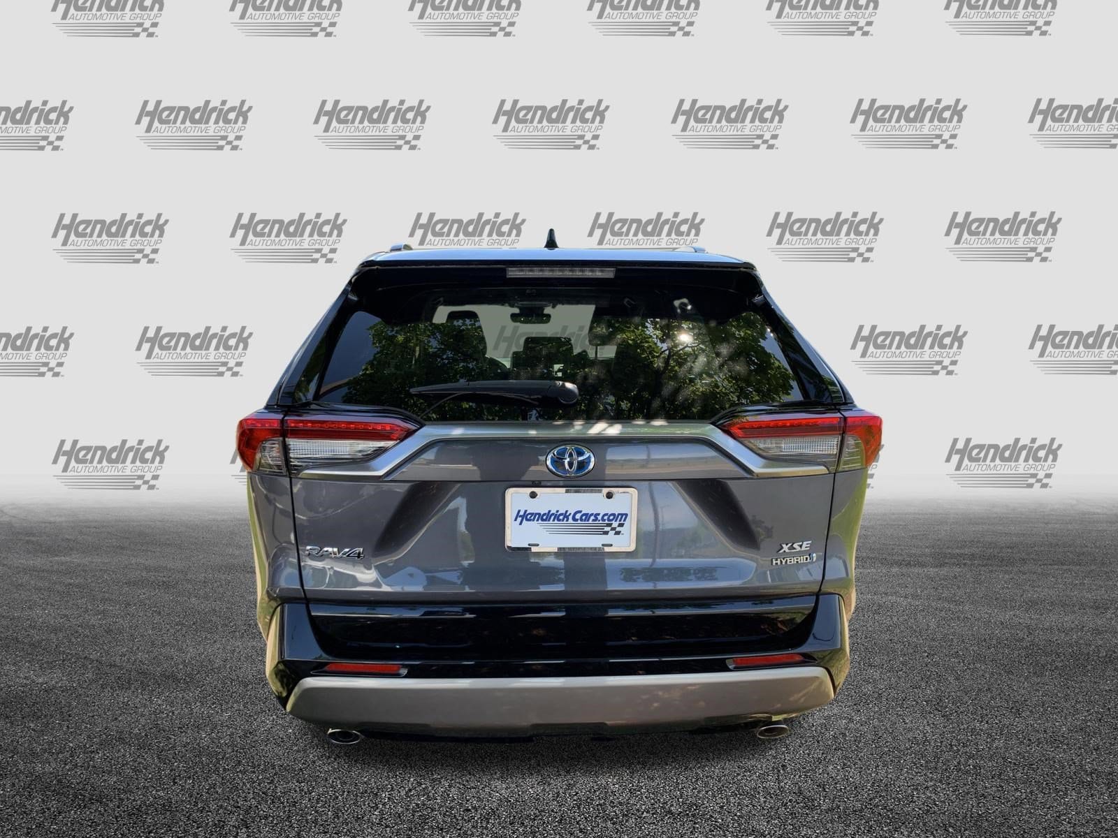 2022 Toyota RAV4 Hybrid XSE photo 6