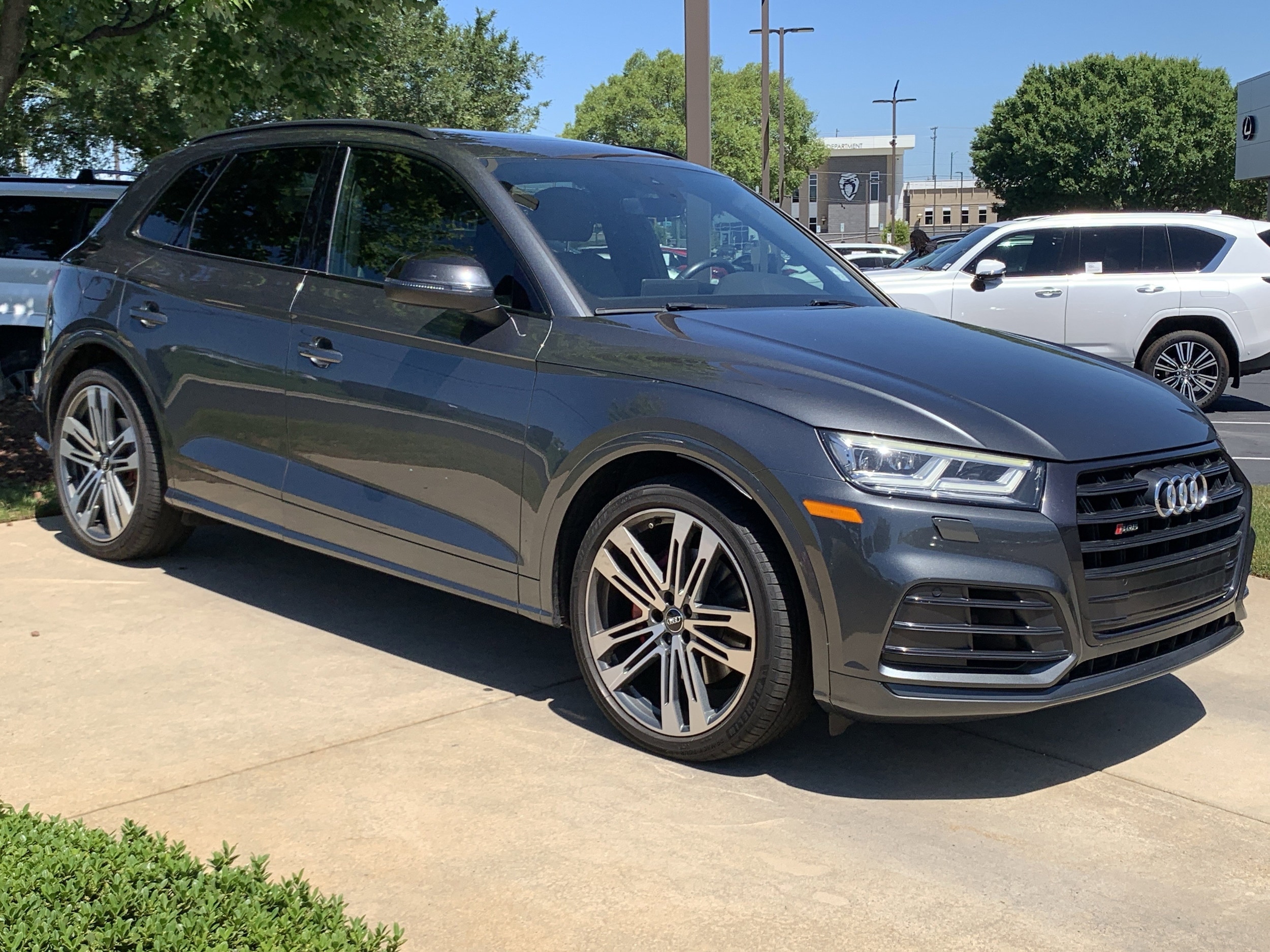 Audi SQ5 Premium Plus