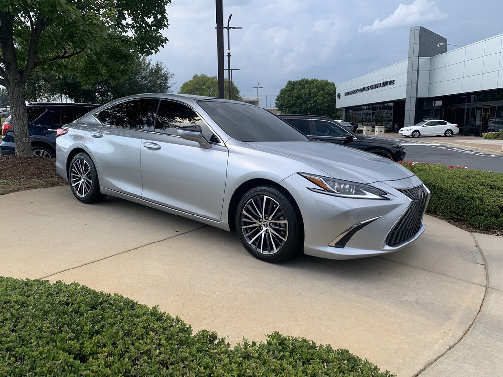 Used 2022 Lexus ES 350 Sedan