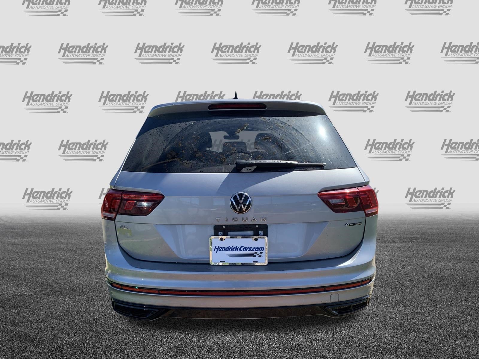 2022 Volkswagen Tiguan SE R-Line Black 4MOTION photo 3