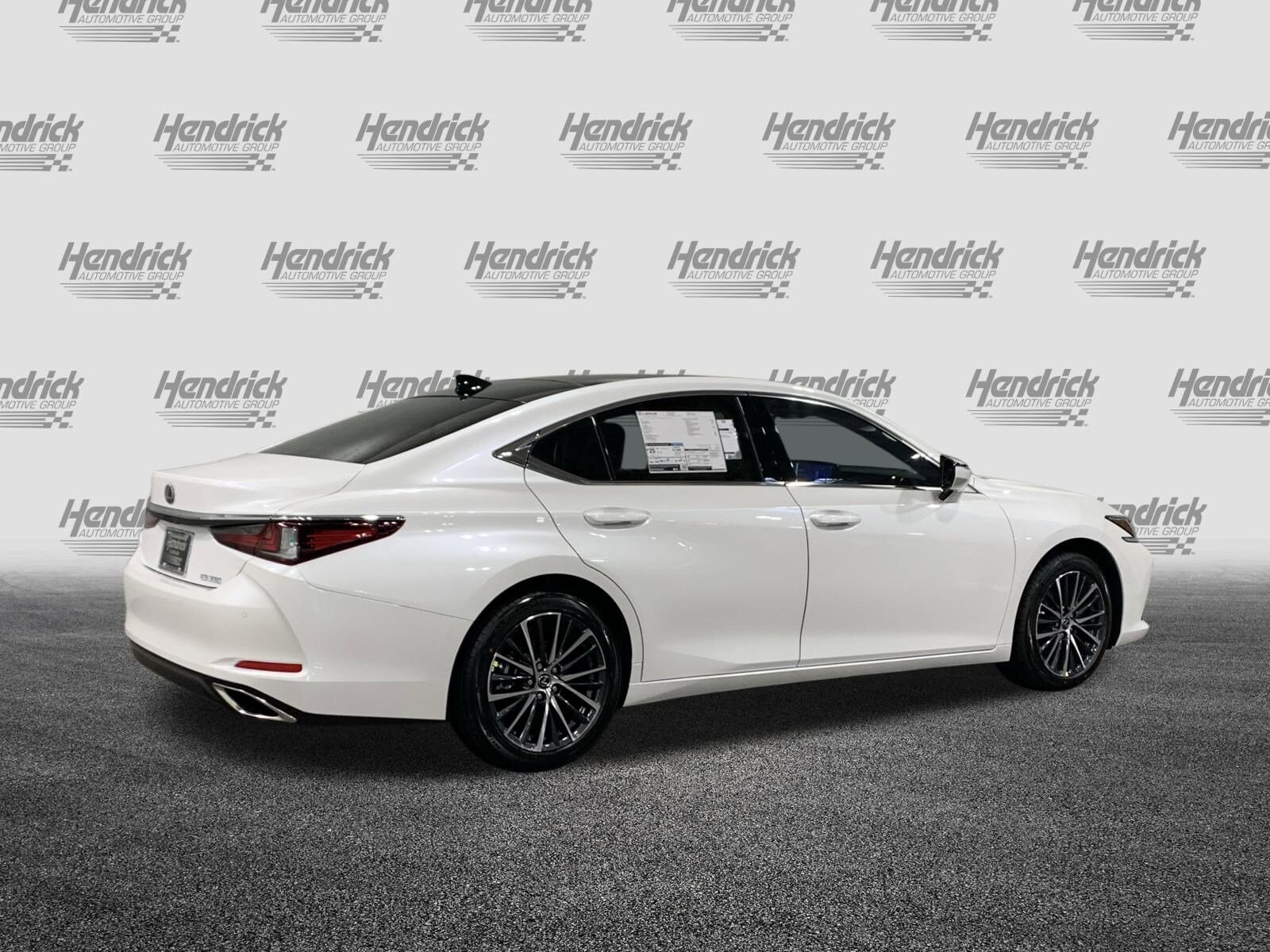 2025 Lexus ES 350 Base photo 4