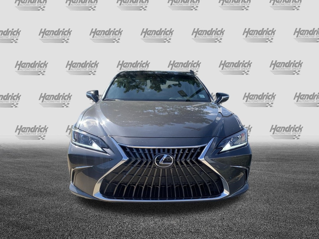 Used 2025 Lexus ES 350 Sedan