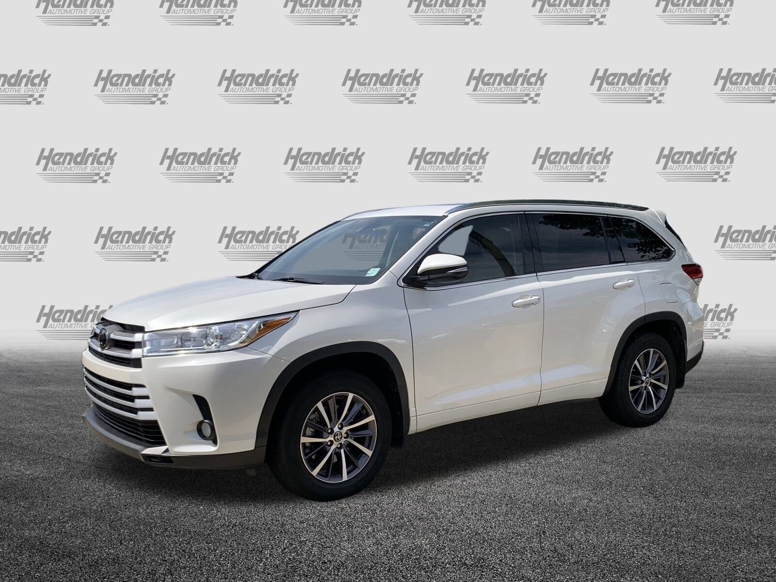 2018 Toyota Highlander XLE photo 2