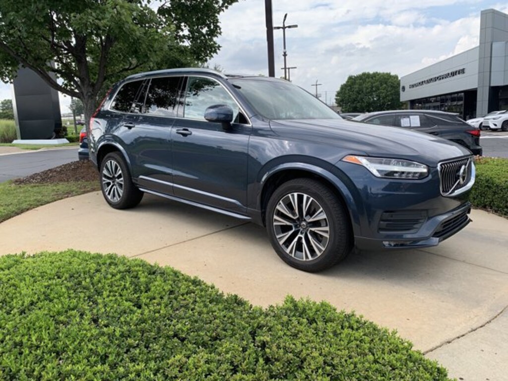 Used 2020 Volvo XC90 Momentum SUV