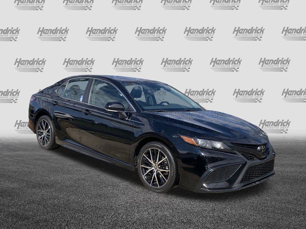 Used 2024 Toyota Camry SE Sedan