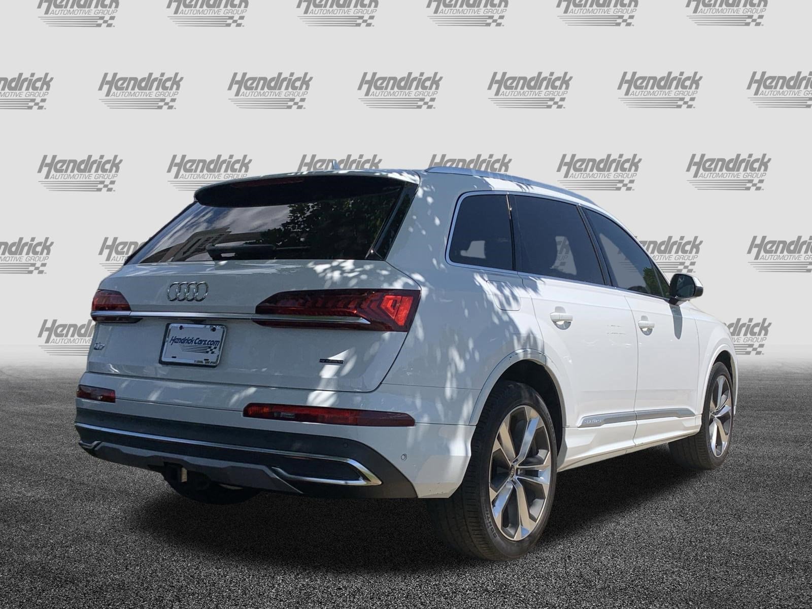 2023 Audi Q7 Premium Plus photo 3
