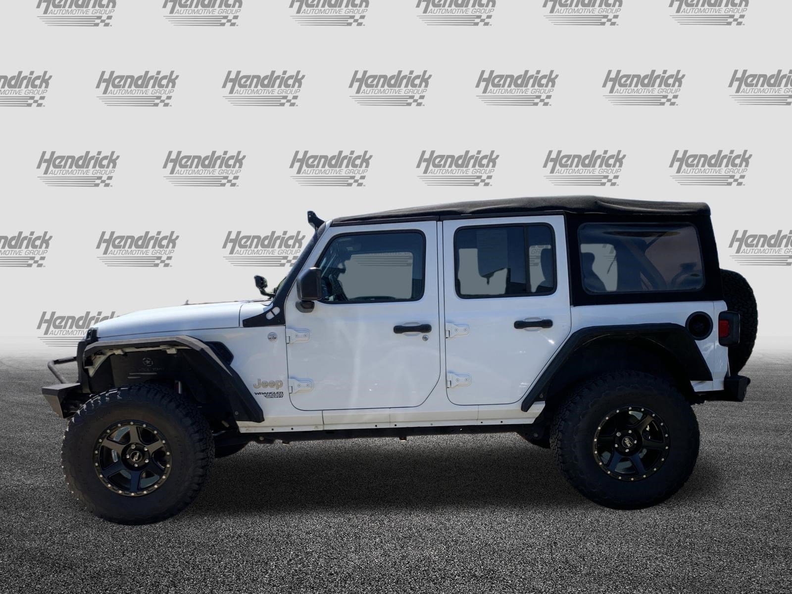 2018 Jeep Wrangler Unlimited Sport photo 5