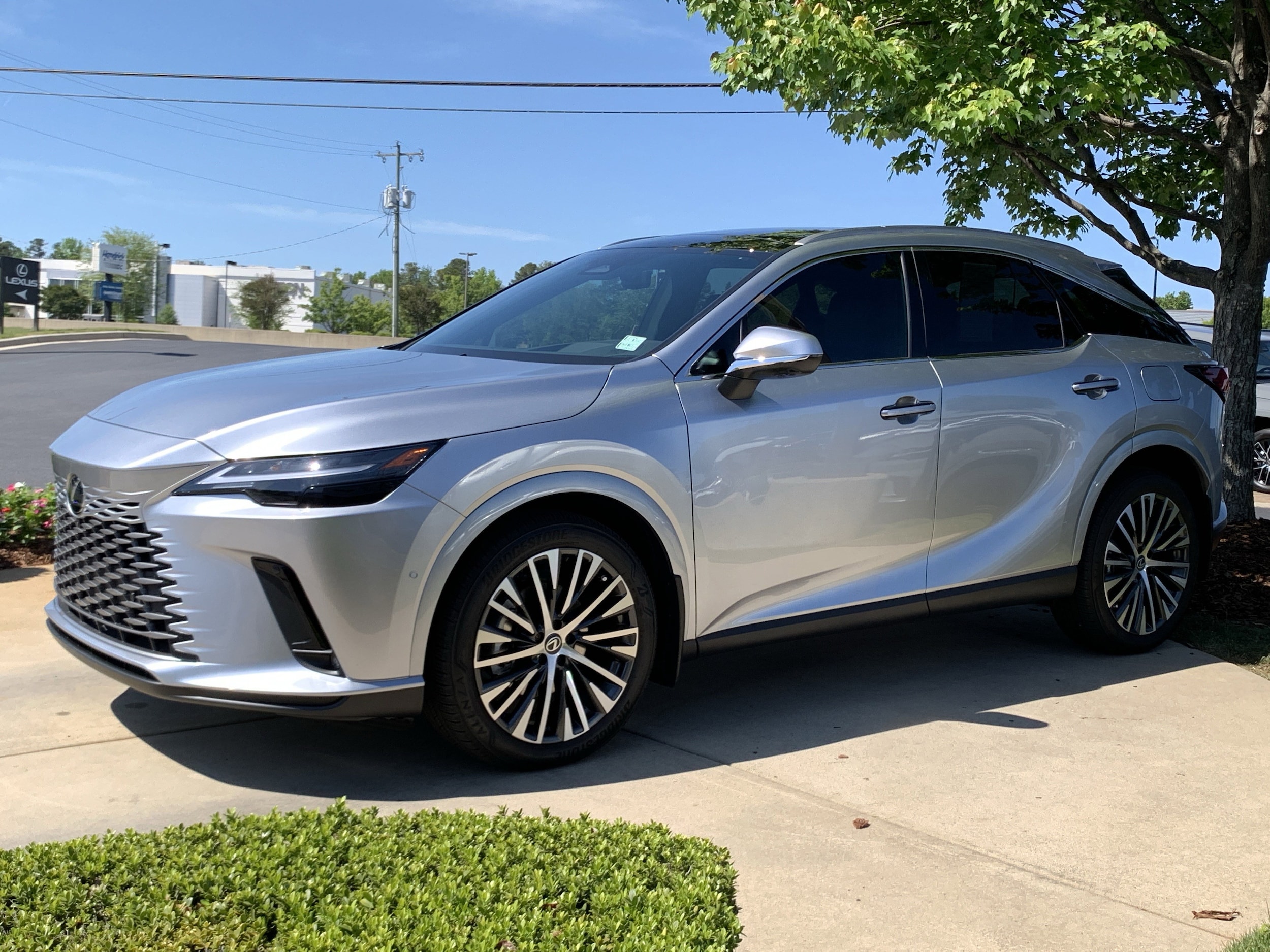 2026 LEXUS RX 350h Premium+ photo 2