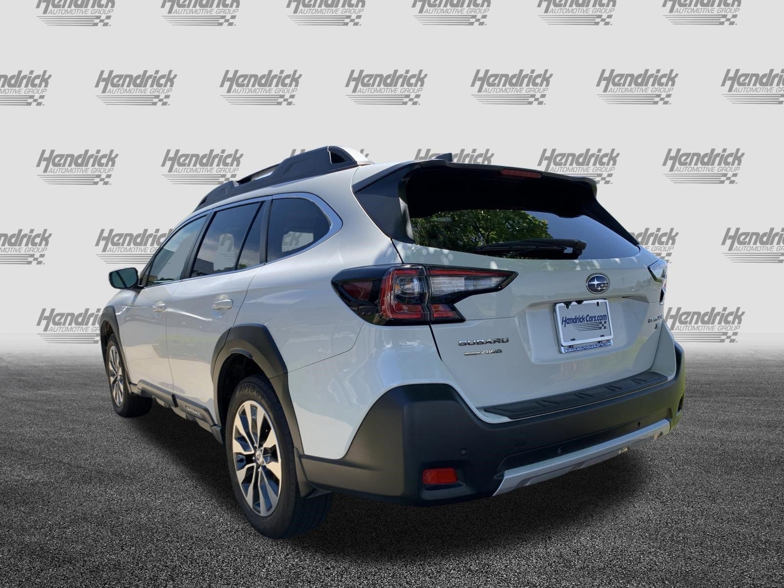 2024 Subaru Outback Limited XT photo 5