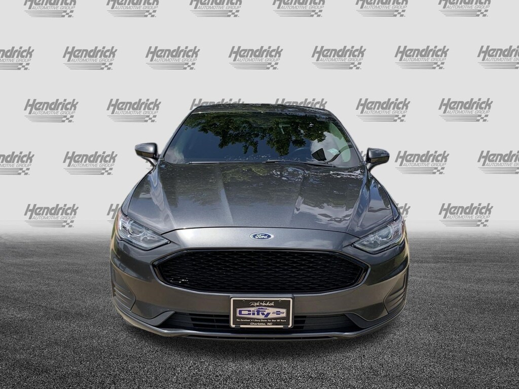 Used 2019 Ford Fusion SE Sedan