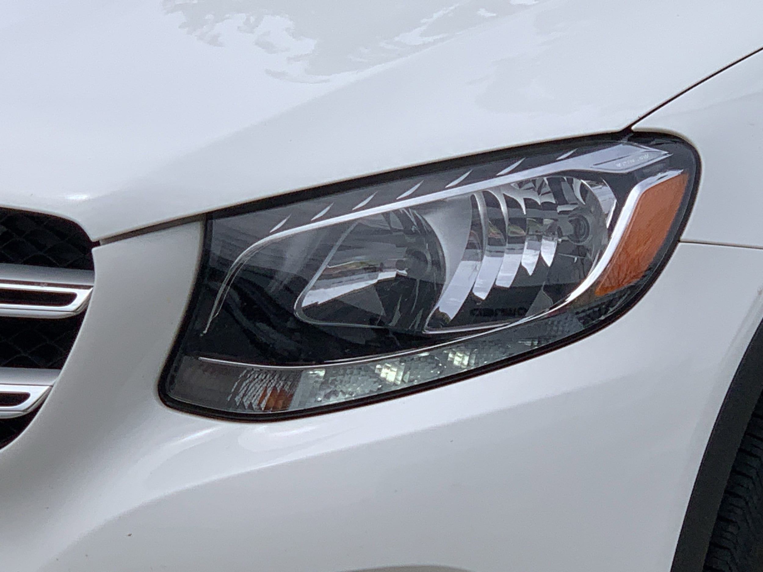 2019 Mercedes-Benz GLC 300 photo 4